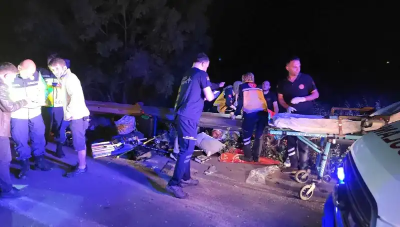 Minibüs Kazası: Savrulan Yolcuların İhmal Edilen Güvenliği