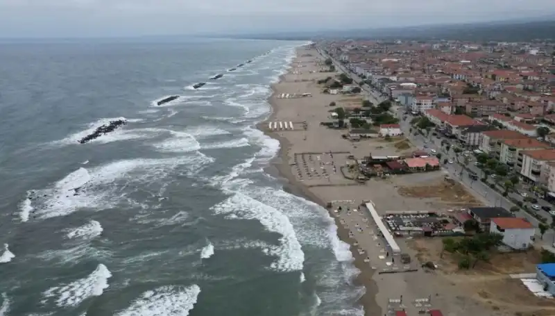 Sakarya'da İki İlçede Denize Girişlere Yasağın Sebepleri Neler?