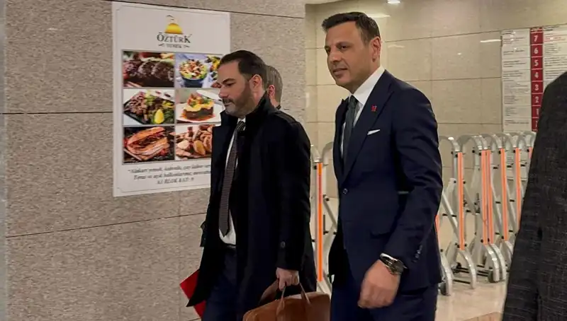 CHP İstanbul İl Başkanı Özgür Çelik'in İfadesi: Siyasi Gelişmeler Ne Olacak?