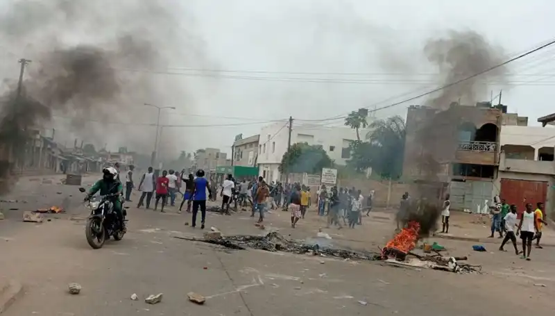Togo'da Protestolar Sürüyor: Nehirlerde Bulunan 7 Ceset Gerilimi Tırmandırdı
