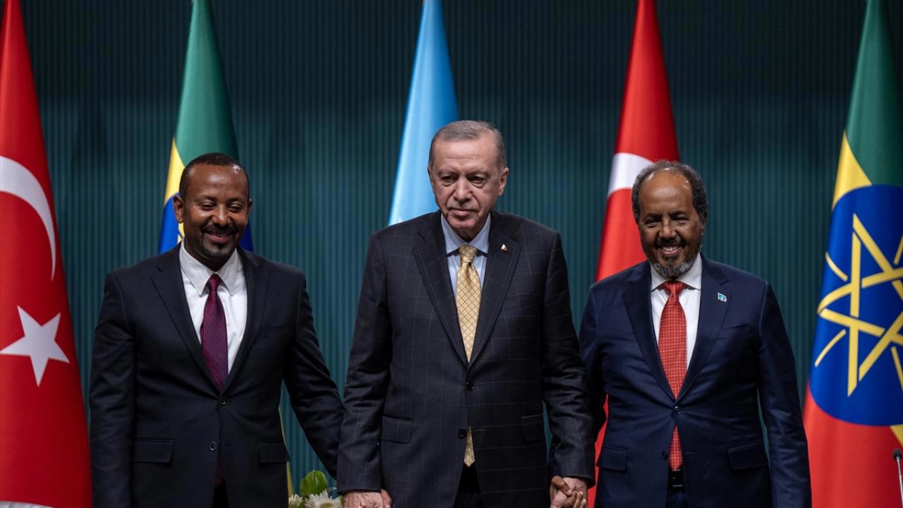 Türkiye'nin Aracılığıyla Somali-Etiyopya Gerilimi Çözüldü