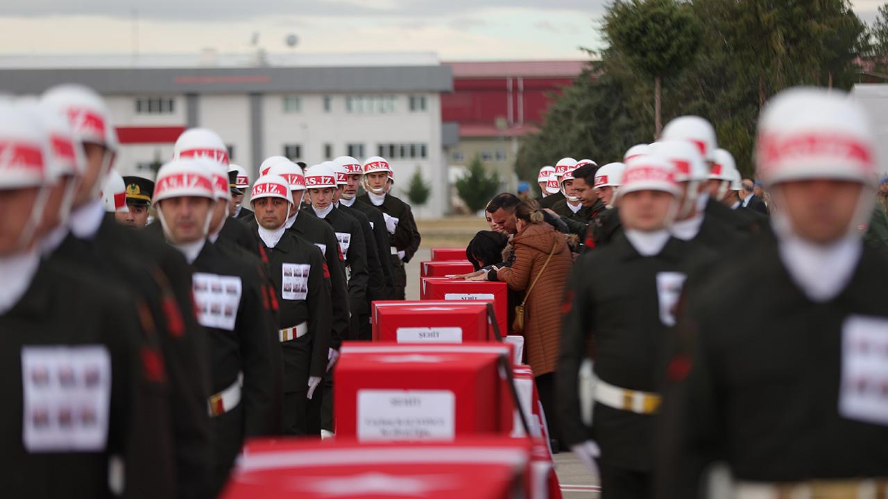 Isparta'da düzenlenen askerlerimiz için törende duygusal anlar yaşandı