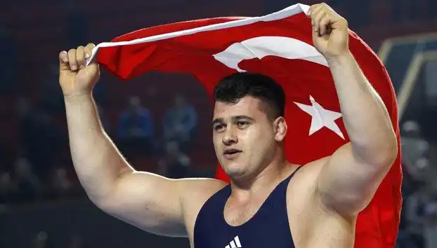Milli Güreşçi Rıza Kayaalp'e Verilen 4 Yıl Men Cezası Şok Etti