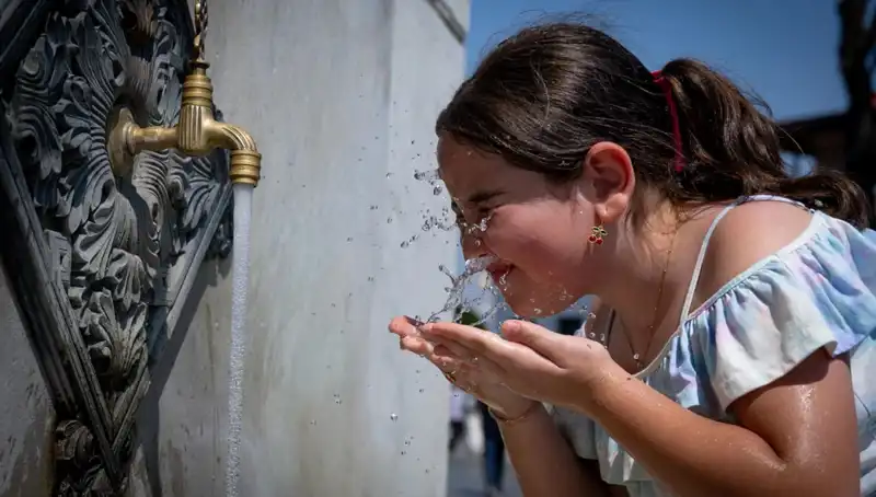 Türkiye'nin 16 Şehrinde Sıcaklık 40 Dereceyi Aştı, Yaz Nasıl Geçecek?