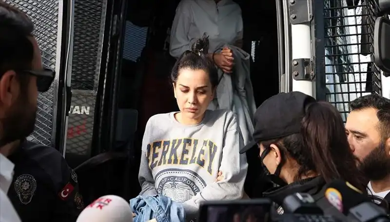Dilan Polat’ın Instagram Hesabı Neden Erişime Kapatıldı? Belirsizlik Devam Ediyor