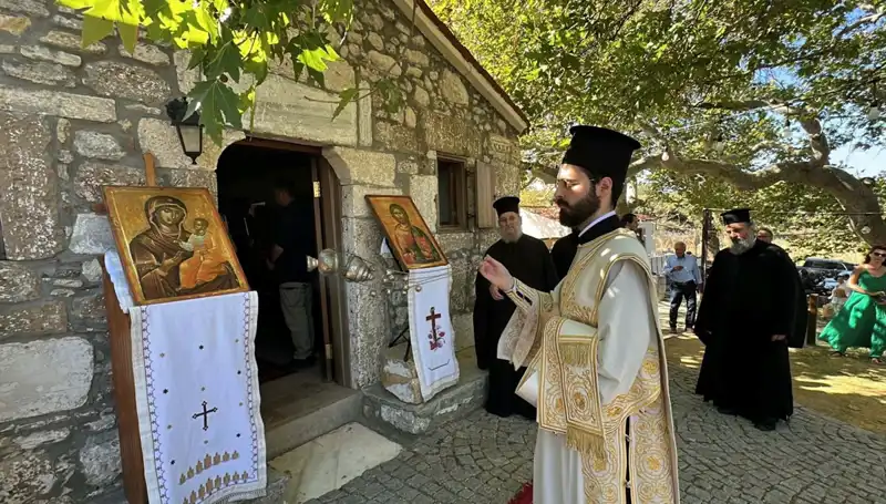 Bozcaada'da Geleneksel Aya Paraskevi Günü Ayini: Bir Kültürel Mirasın Yaşatılması