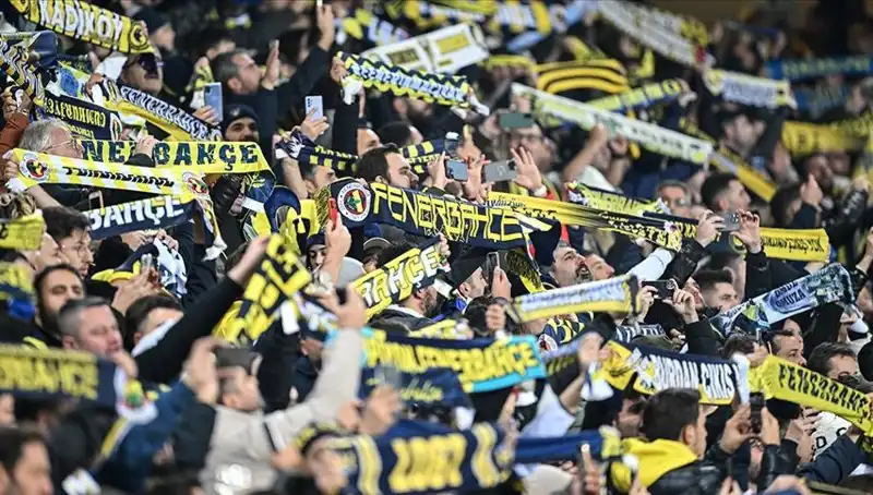Fenerbahçe 2023 Kombine Fiyatlarını Açıkladı: Taraftarları Şaşırtan Rakamlar!