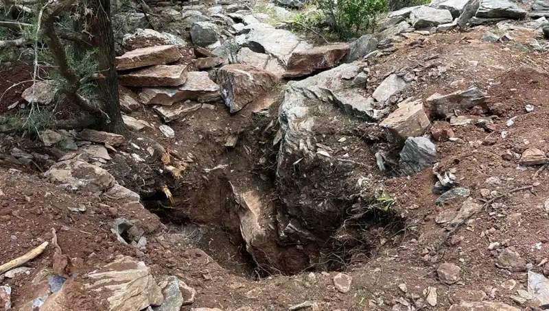 Eski Vali ve Emekli Albay Defineler İçin Yakalandı: Tüm Ayrıntılar Burada!