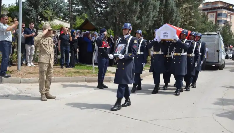 Şehitlerin Gözyaşlarıyla Uğurlandığı Duygusal Törenin Detayları
