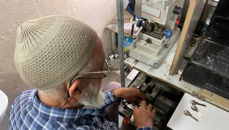 Küçük Dükkandaki Büyülü Hayat: 28 Yılda Biriktirdiği Anılar