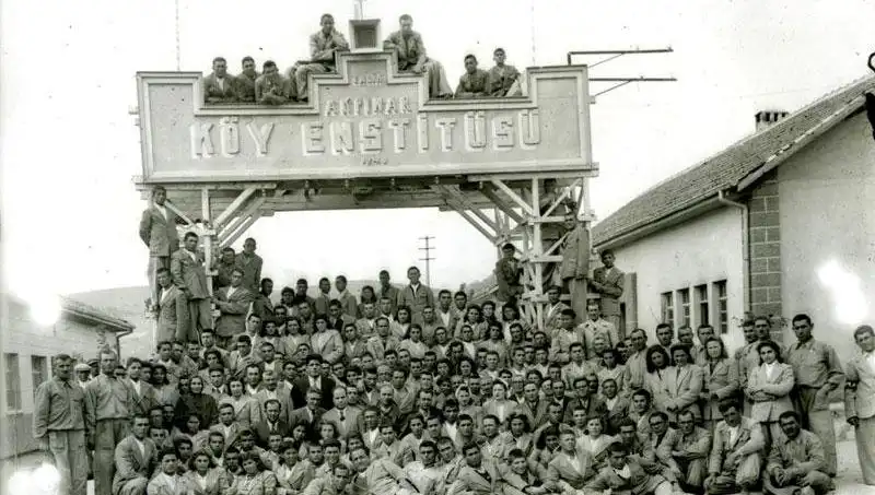 17 Nisan'ın Anlamı: Türkiye’de Köy Enstitüleri’nin Doğuşu