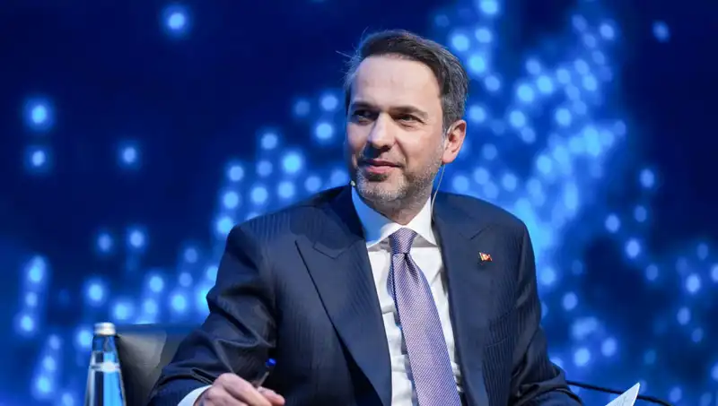 ** Bakan Bayraktar Ekim Ayında Karadeniz'den Müjdeli Gelişmeler Bekliyor**