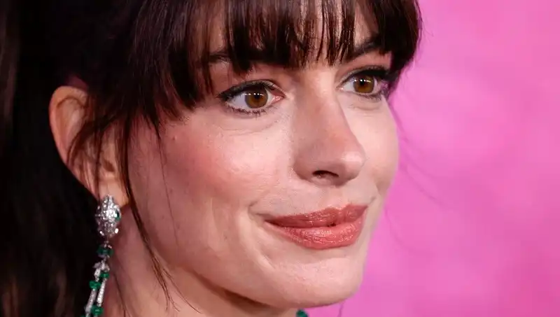 Hollywood Estetiğinde Şok Eden Trendi: Ölü İnsan Derisi Enjeksiyonu