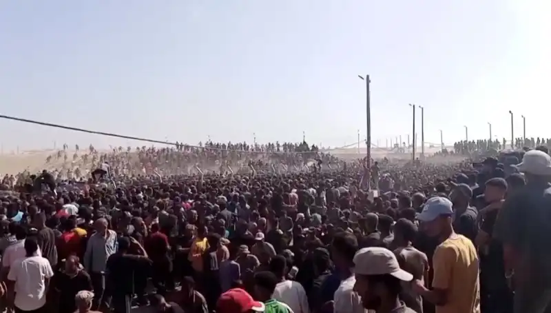 İsrail'in Filistin'e Yönelik Son Salvo: 30 Ölü, Dünya Alarmda