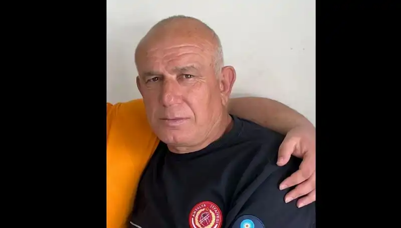 Mantar Sevgisi Can Aldı: İtfaiyeci Mantar Yedikten Sonra Hayatını Kaybetti