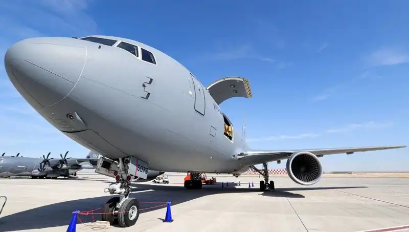 İsrail'den İran'a Gözdağı: Yeni KC-46 Uçakları Yolda!