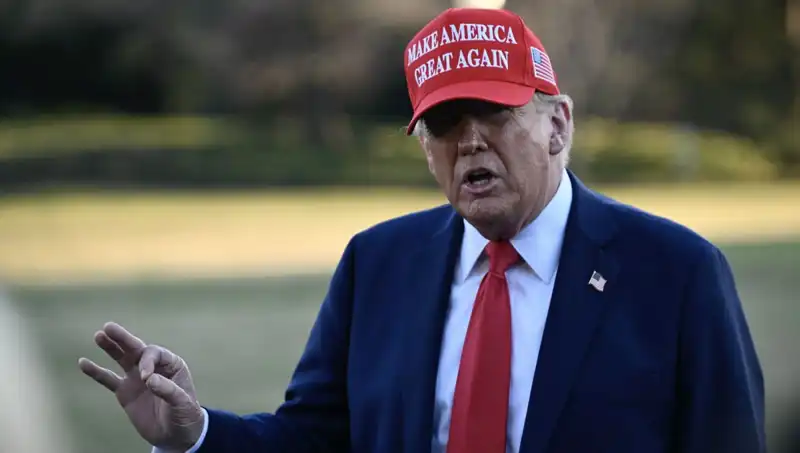 Trump'tan Kendisine Övgü: "Ukrayna Krizinde ABD'yi Korudum"