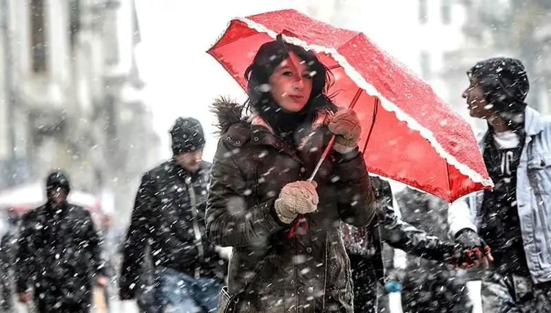 İstanbul’u Vuran Soğuk Hava Dalgası: Sıcaklık 20 Derece Düşecek
