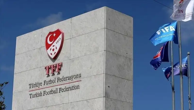 Profesyonel Ligde Takım Sayısı Azalıyor: TFF’nin Yeni Düzenlemesi Neleri Getiriyor?