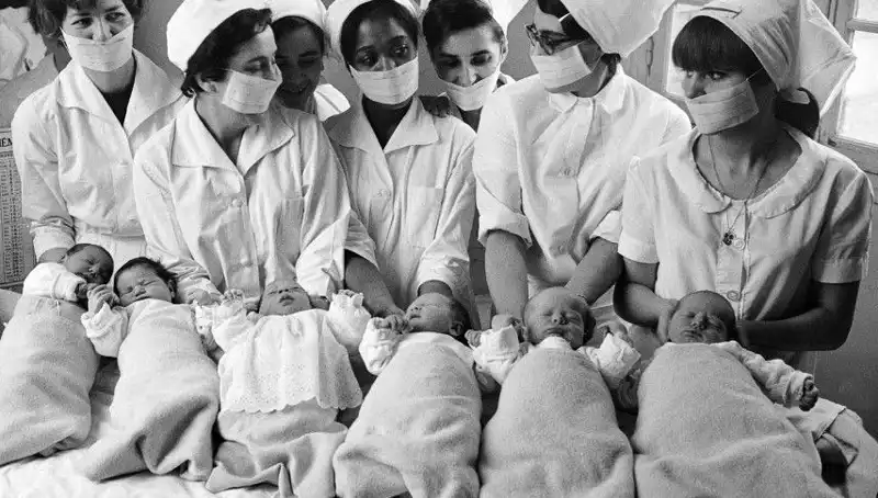 Hastanede Karışan İki Kardeş, DNA Testi ile Yıllar Sonra Bir Araya Geldi