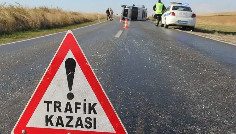 Niğde'de Göz Dolduran Zincirleme Kaza: 16 Yaralı!