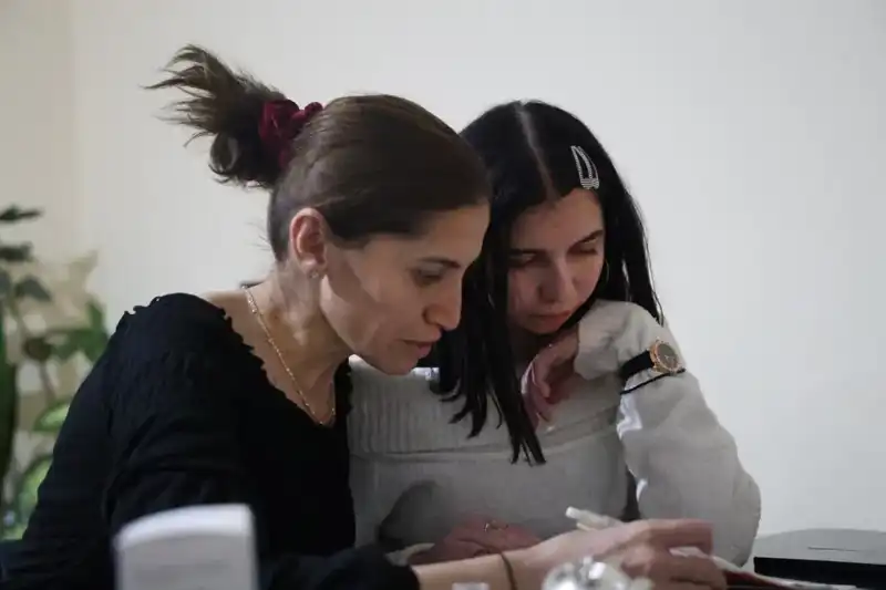 Çocuk Yaşta Evlilik Kabusu: Kanserle Savaşan Genç Kızın Hikayesi