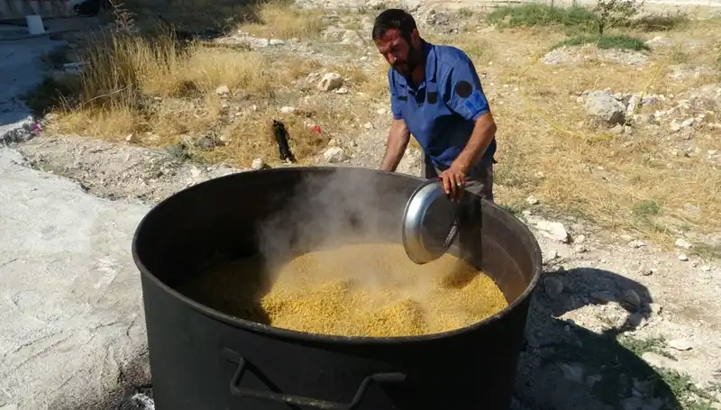 Her Yıl Ağustos’ta Başlayan Gelenek: Kazanlar Kaynamaya Başladı