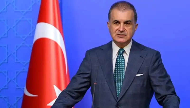 Çelik'ten Özgür Özel'e Sert Tepki: Sözleri Seviyesiz ve Kınanması Gerekiyor