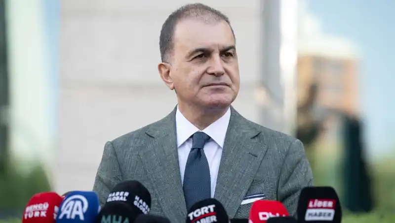 Ömer Çelik'ten Sert Tepki: Demokratik Alanı Tehdit Eden Açıklamalar Yok Hükmündedir