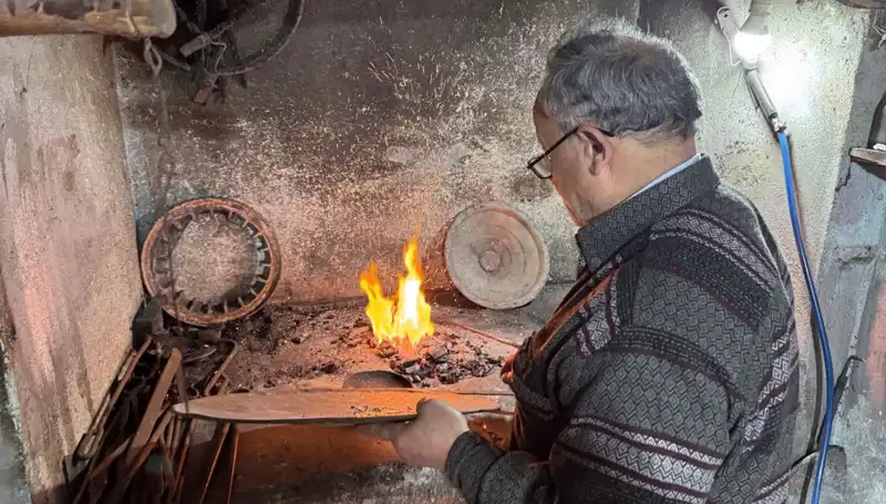 Baba Mesleği Göz Aşinası: 20 Metrekarede Gelenek Yaşatılıyor