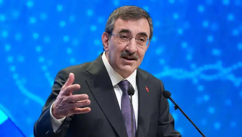 Cevdet Yılmaz, CHP Kurultay Davası İçin İki Çarpıcı Alternatif Açıkladı