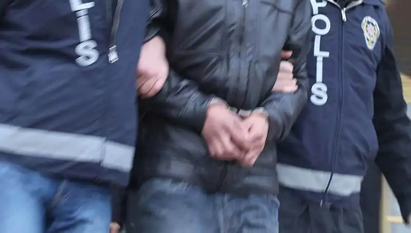 Konya’da Dolandırıcılık Operasyonunda 13 Kişi Tutuklandı: Şok Gelişmeler!