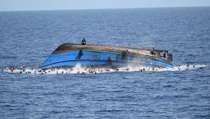 Filipinler’de Feci Gemi Kazası: 4 Kişi Hayatını Kaybetti, 7 Kişi Kayıp