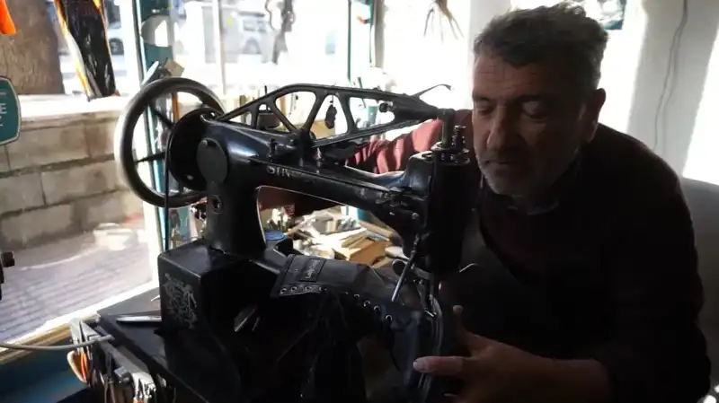 Yarım Yüzyıldır Usta Elinden Hayata Geçen Meslek: Geleneksel Zanaatkarlık