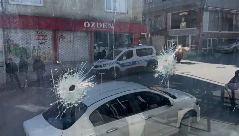 Bursa'da Kurşunlanan Kıraathane Olayı: Esnaf ve Müşteriler Şokta!