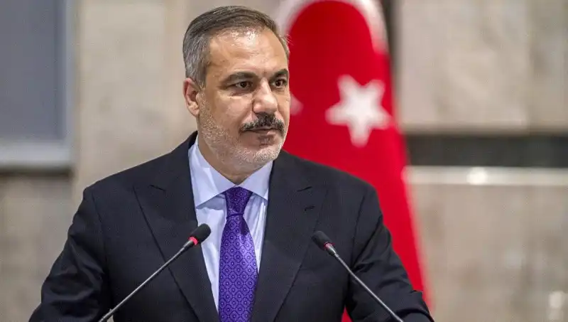 Bakan Fidan Financial Times'a Konuştu: "Cin Şişeden Çıktı" Açıklamaları Neleri İşaret Ediyor?