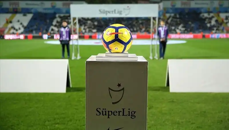 Süper Lig’de Pazar Ateşi: Büyük Mücadelenin Gözdesi Olacak