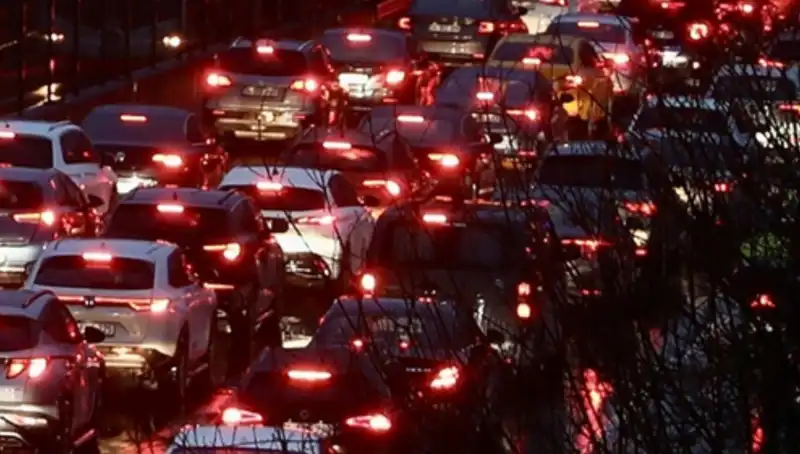 İstanbullular İçin Dikkat Çeken Trafik Uyarısı: Ankara Yolu 12 Saat Kapalı